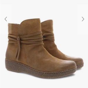 Dansko Tan Suede Booties